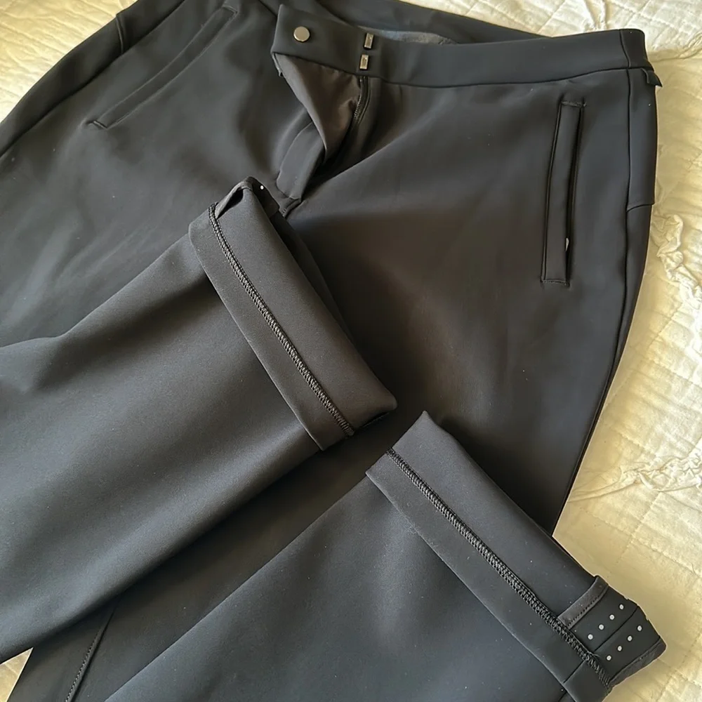 Lululemon On The Move pants - Picture 9 of 9